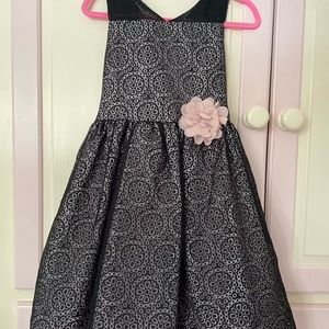 Girls dress, like-new, size 6x